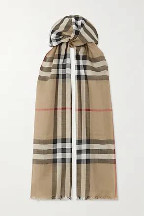 quanto costa una sciarpa di burberry